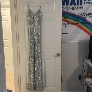 this dress is from windsor